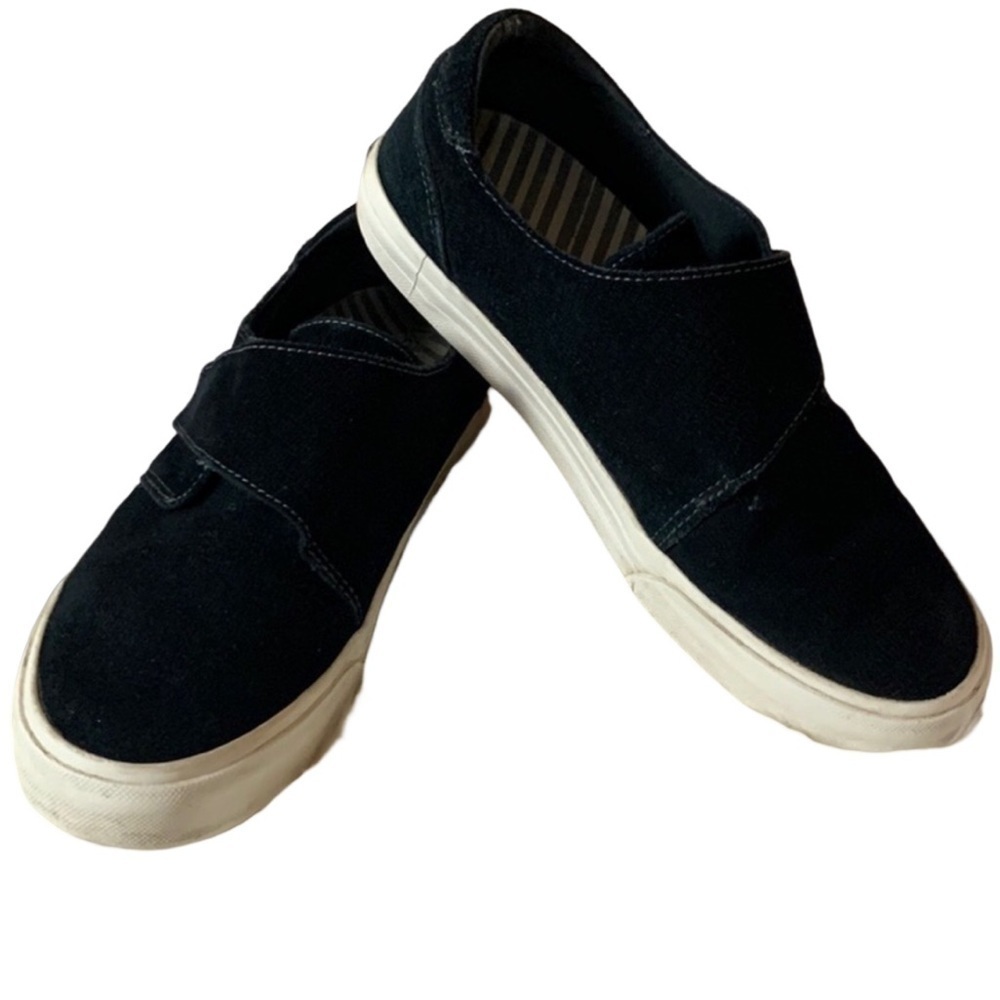 Taos Soul sneakers Black suede Size 7
